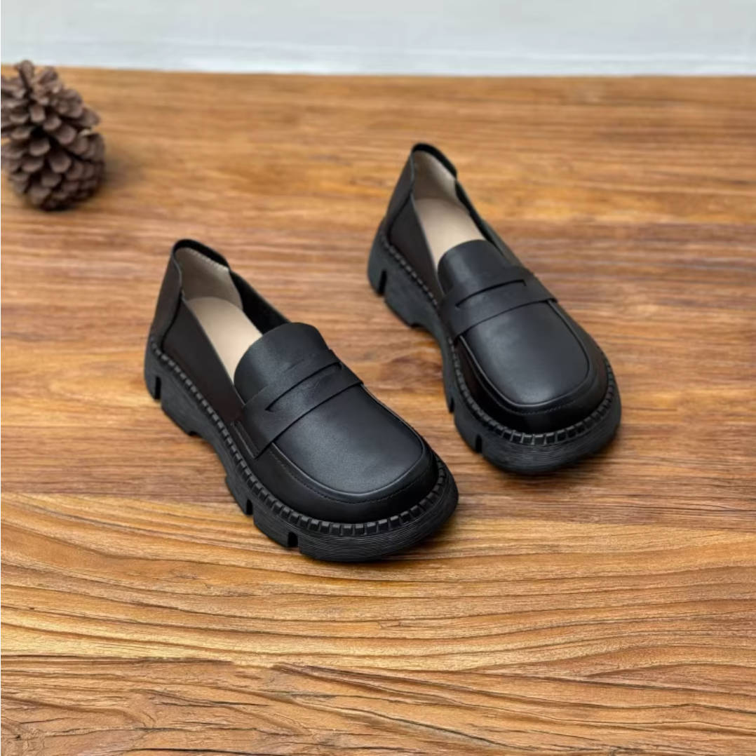 Retro Leather Round Toe Casual Thick Soft Sole Slip-On Loafers
