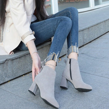 CHUNKY HEEL POINTED TOE SHORT BOOTS FOR WOMEN GRAY-CN37