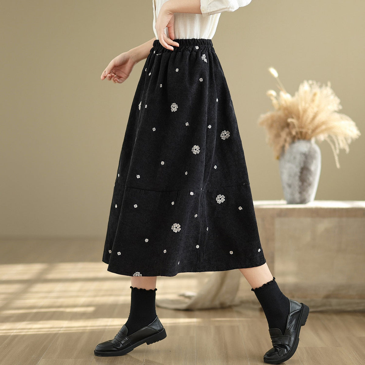 Women Autumn Retro Embroidered Corduroy Floral A-Line Skirt