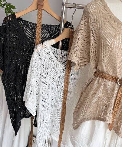 Women V-Neck Diamond Pattern Hollow Knit Short Sleeve Irregular Top