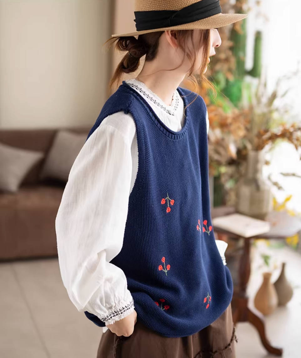 Spring Retro Cotton Knitted Round Neck Embroidered Sleeveless Tops