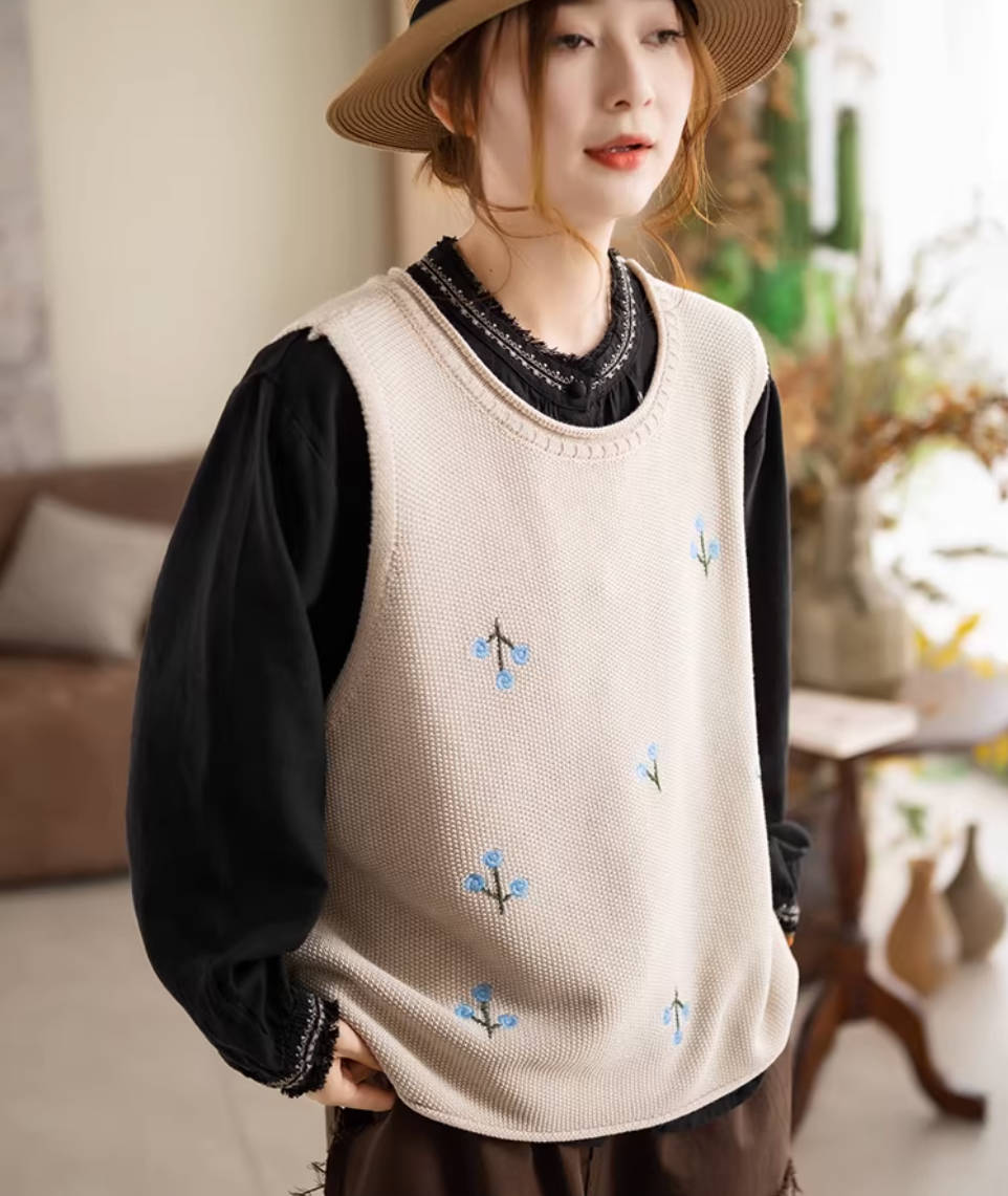 Spring Retro Cotton Knitted Round Neck Embroidered Sleeveless Tops