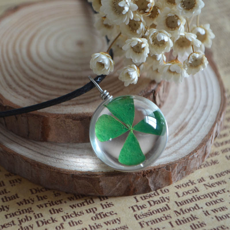 MANUAL DANDELION CLOVERS LACE DRIED FLOWER GLASS BALL TIME GEM CLAVICLE PENDANT NECKLACE