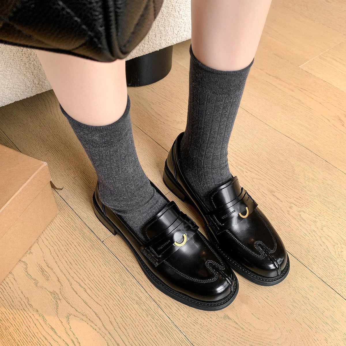 Vintage Genuine Leather Classic Round Toe Slip-On Loafers