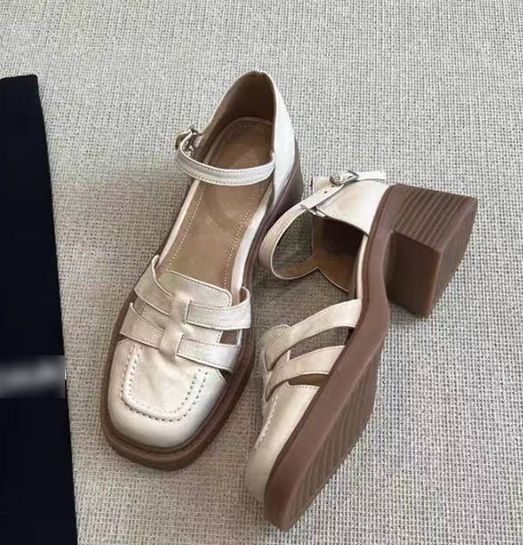 Vintage Roman Sheepskin Toe-Covered Ankle Strap Chunky Heel Pumps Sandals