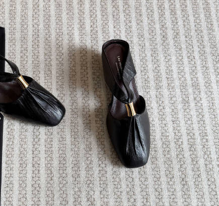 Vintage Sheepskin French Style Closed Toe Hidden Wedge Mules