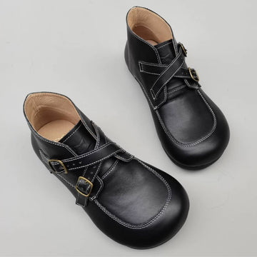 Vintage Leather Wide Toe Soft Flat Sole Crossing Straped Ankle Boots