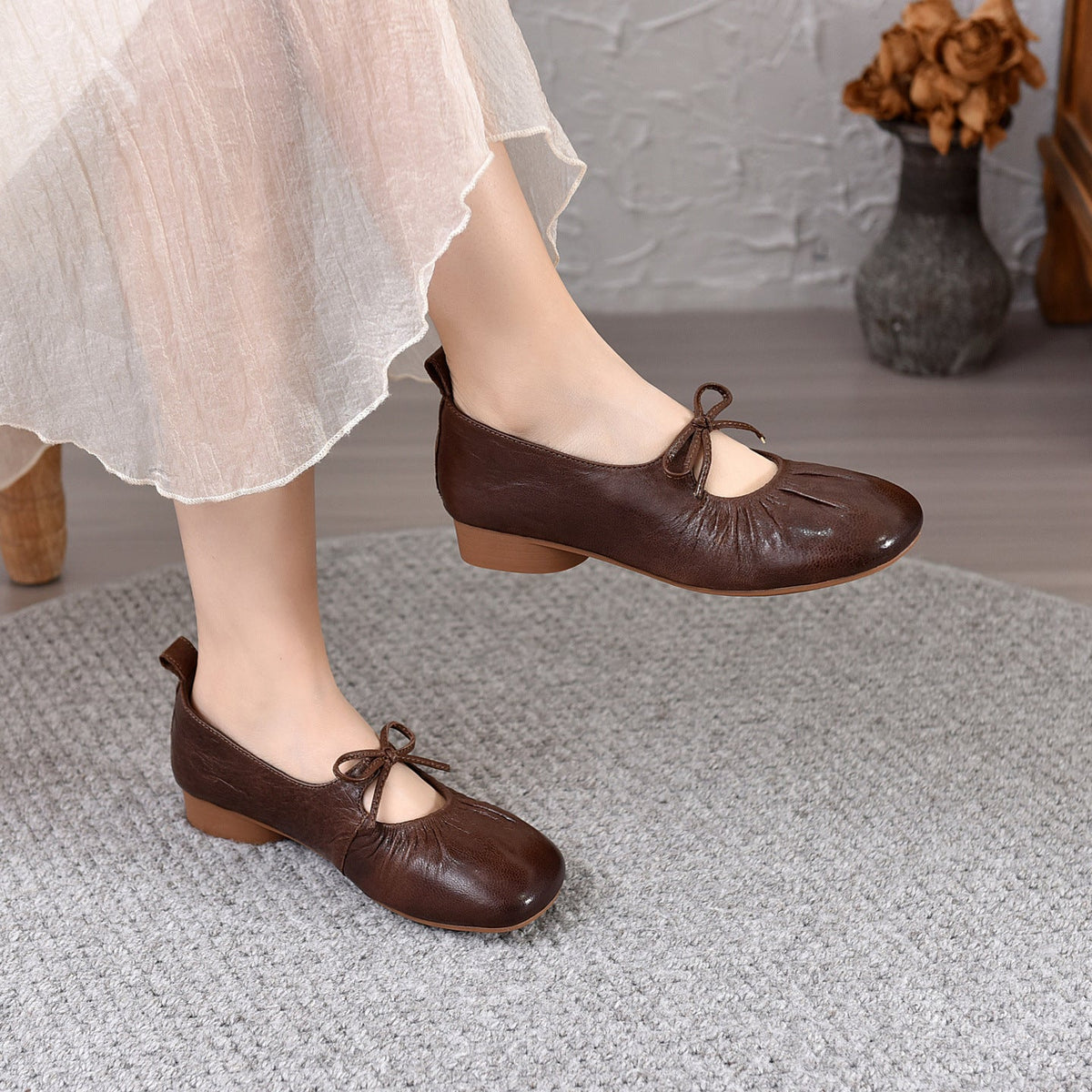 Spring Leather Round Toe Shallow Bow Slip-On Chunky Shoes