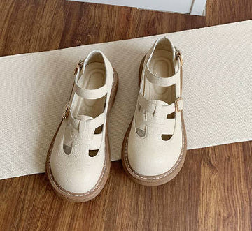 Retro Niche Design Round Toe Hollow Leather Mary Jane Shoes