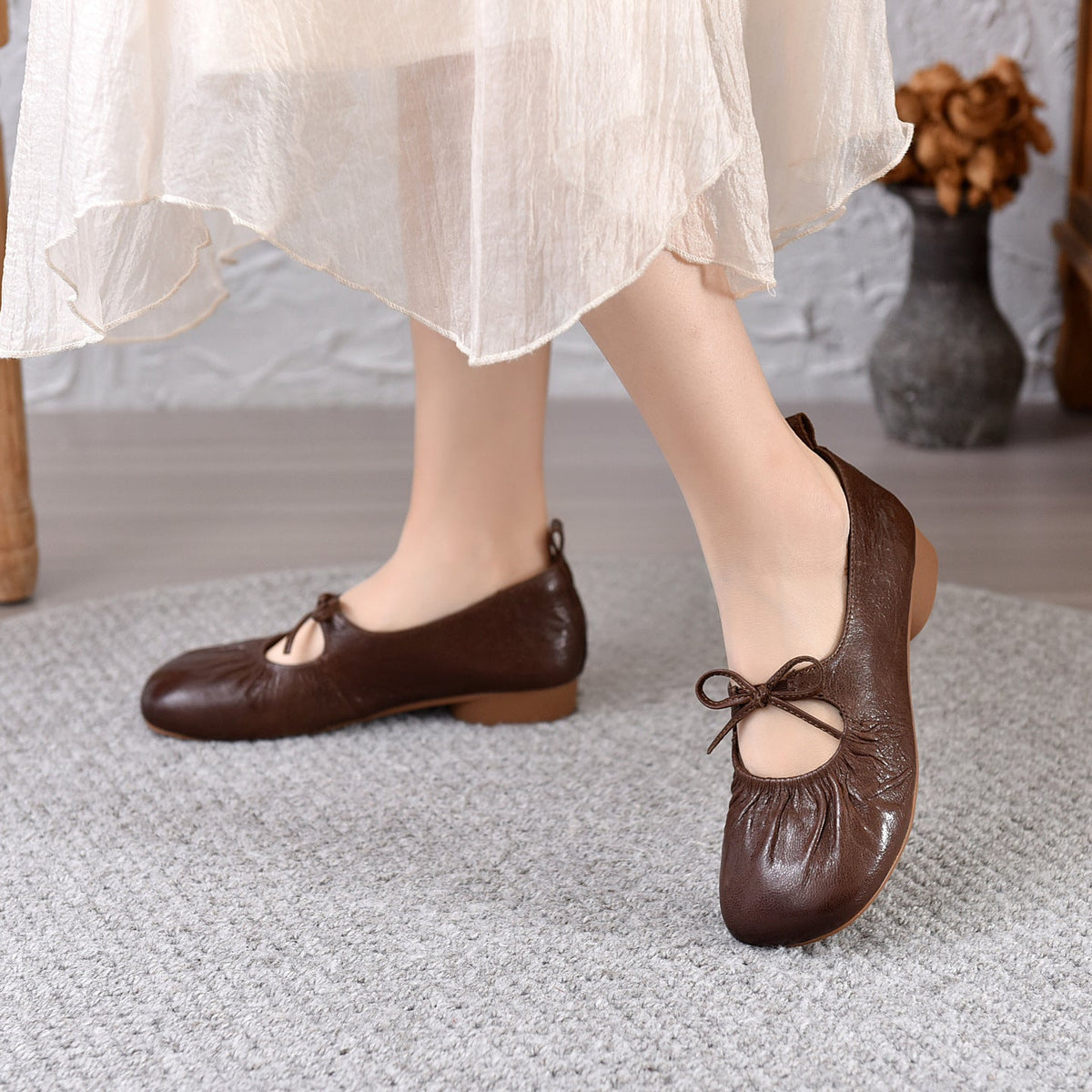 Spring Leather Round Toe Shallow Bow Slip-On Chunky Shoes