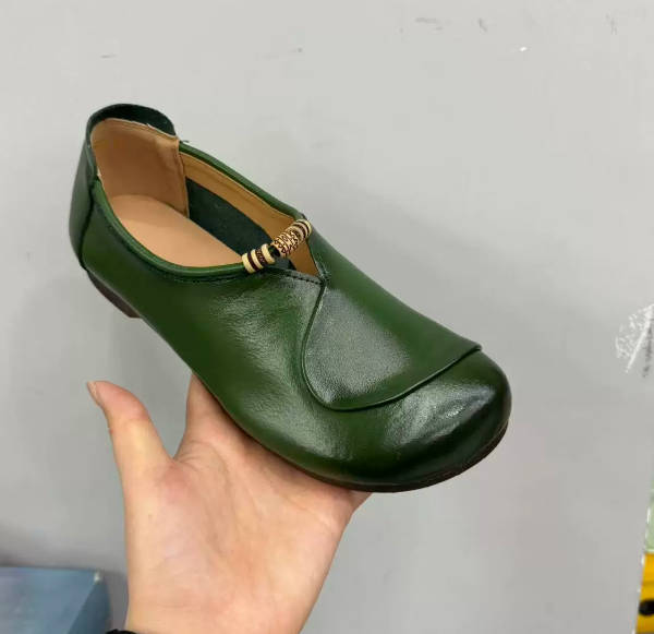 Retro Casual Genuine Leather Round Toe Soft Sole Loafers