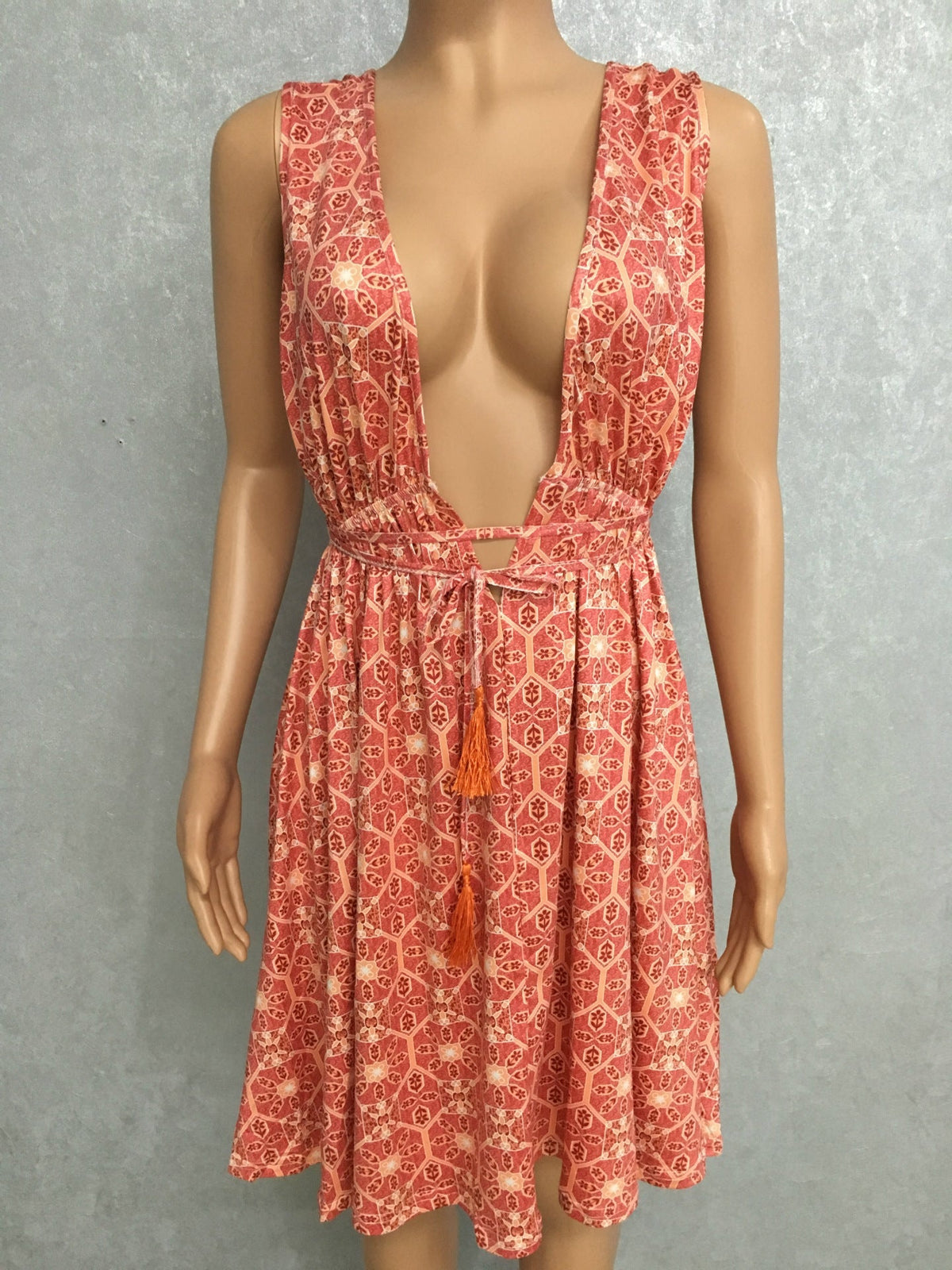 FASHION BEAR SHOULDER PRINT SHORT DRESS