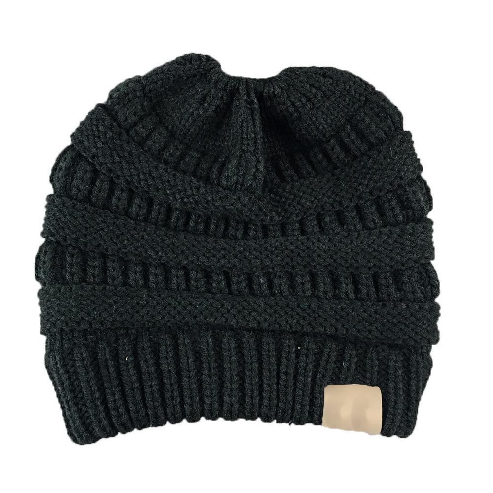 WOMEN'S WINTER OUTDOOR WARM WOOL HAT EMPTY TOP HORSETAIL KNITTED HAT