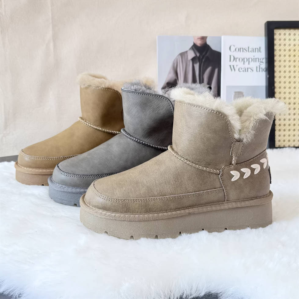 Winter Leather Thick Soft Sole Woolen Warm Embroidered Ankle Boots
