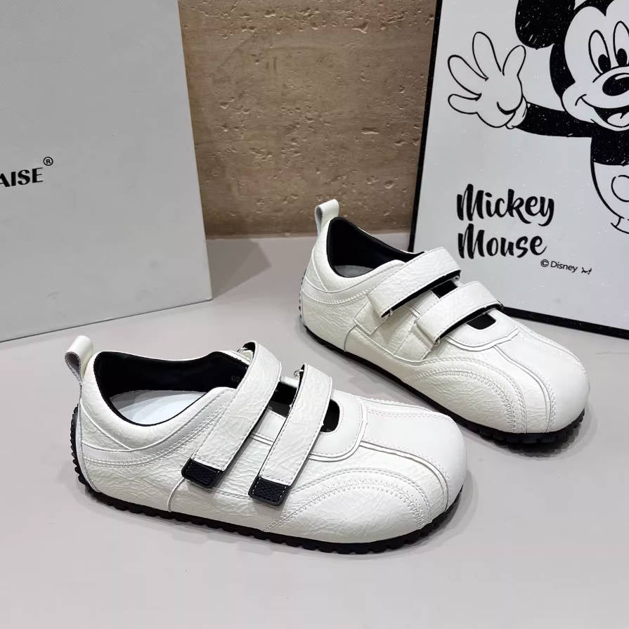 Retro Leather Round Toe Double Straped Patchwork Soft Sole Sneakers
