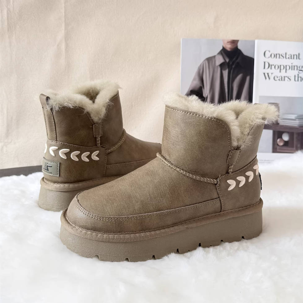 Winter Leather Thick Soft Sole Woolen Warm Embroidered Ankle Boots
