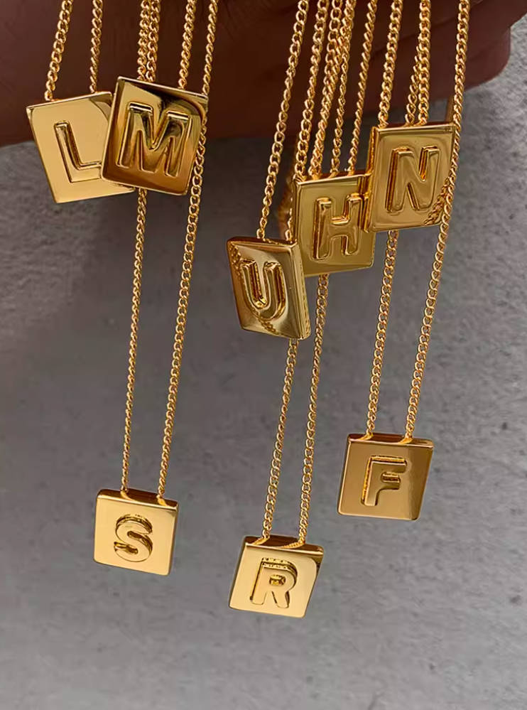 Luxury Retro Letters Gold Pendant Collarbone Chain Necklace