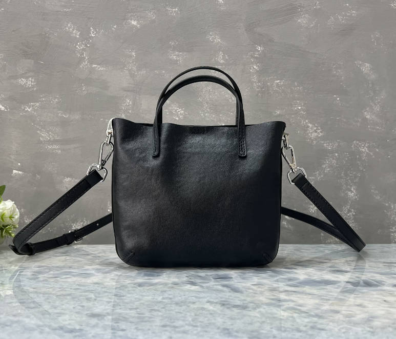 Women Vintage Leather Fashionable Small Shoulder Hand Bag
