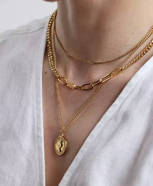 Vintage Women Queen Portrait Titanium Steel Necklace