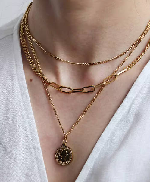Vintage Women Queen Portrait Titanium Steel Necklace