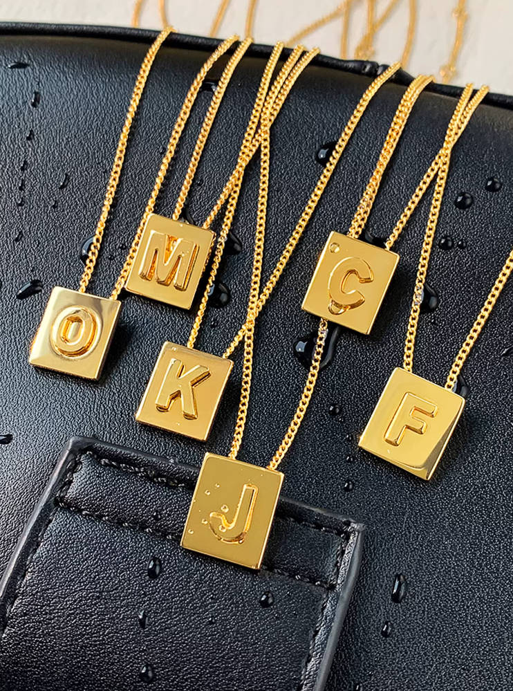 Luxury Retro Letters Gold Pendant Collarbone Chain Necklace