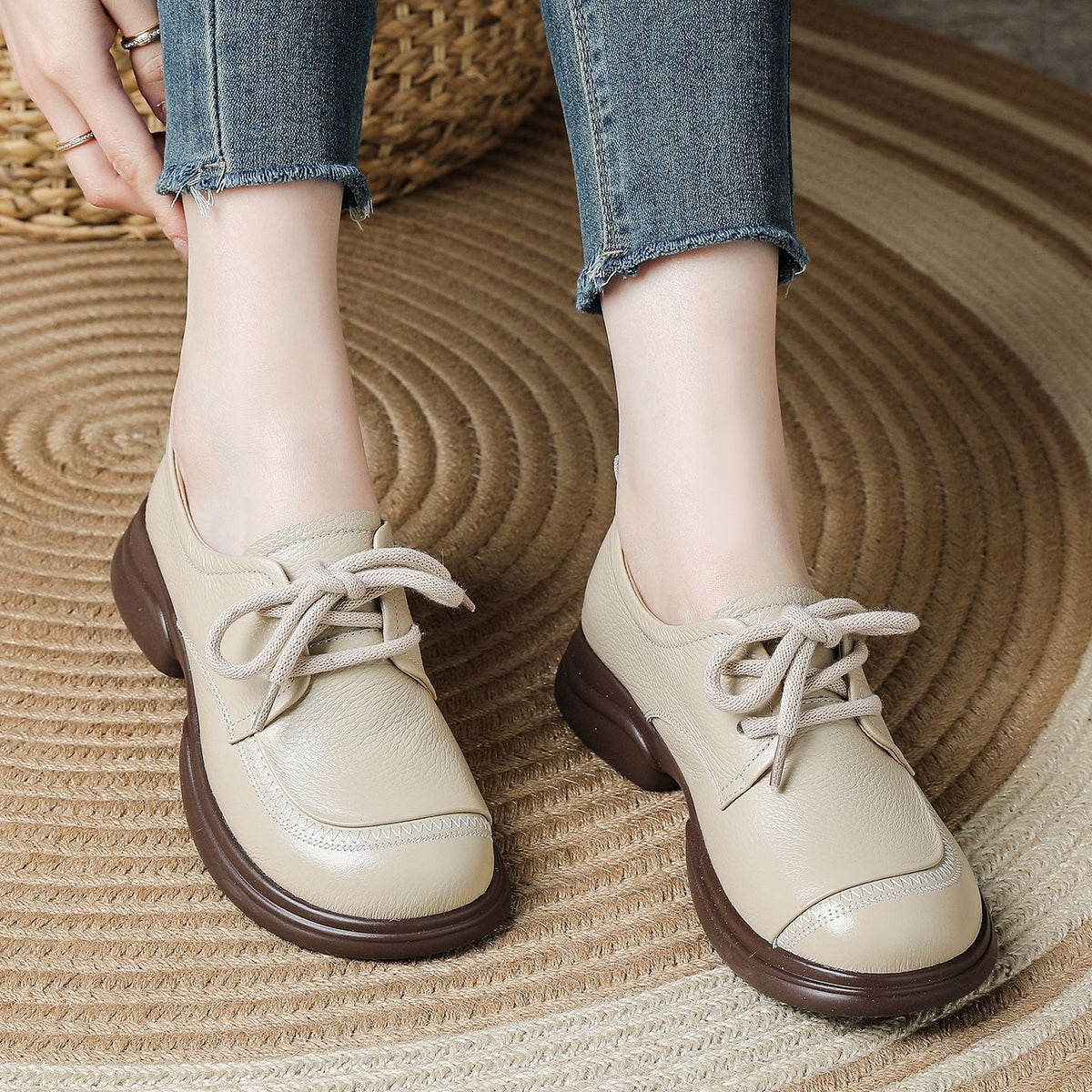 Retro Spring Leather Round Toe Soft Thick Sole Lace-Up Casual Shoes