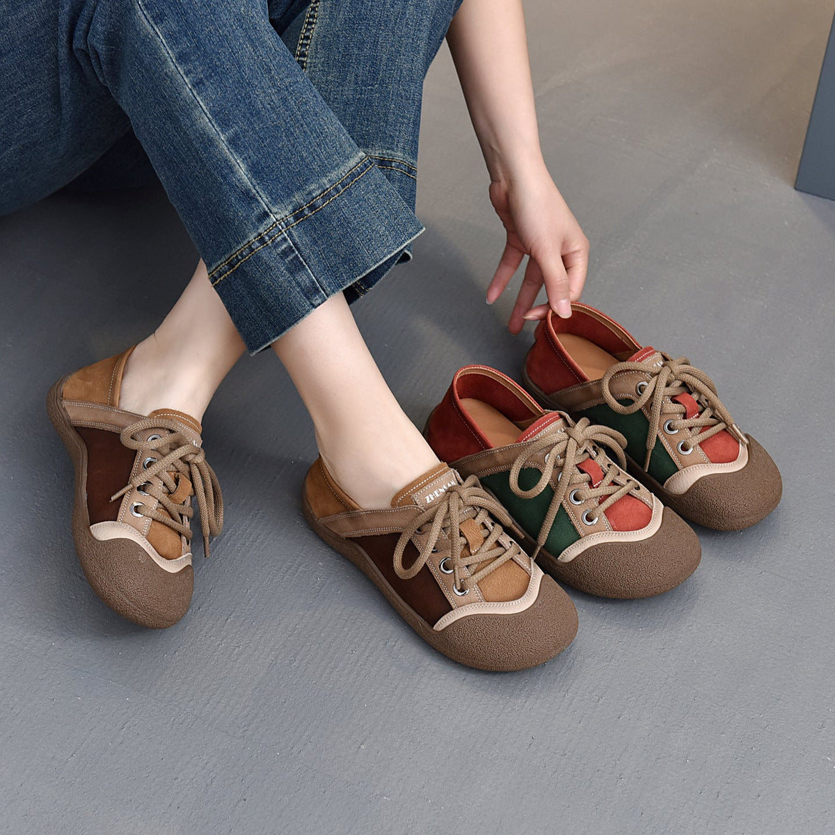 Casual Leather Round Toe Patchwork Lace-Up Soft Sole Flat Shoes
