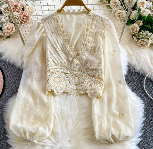Vintage V Neck Lantern Lace Trim Lycra Sleeve Blouse
