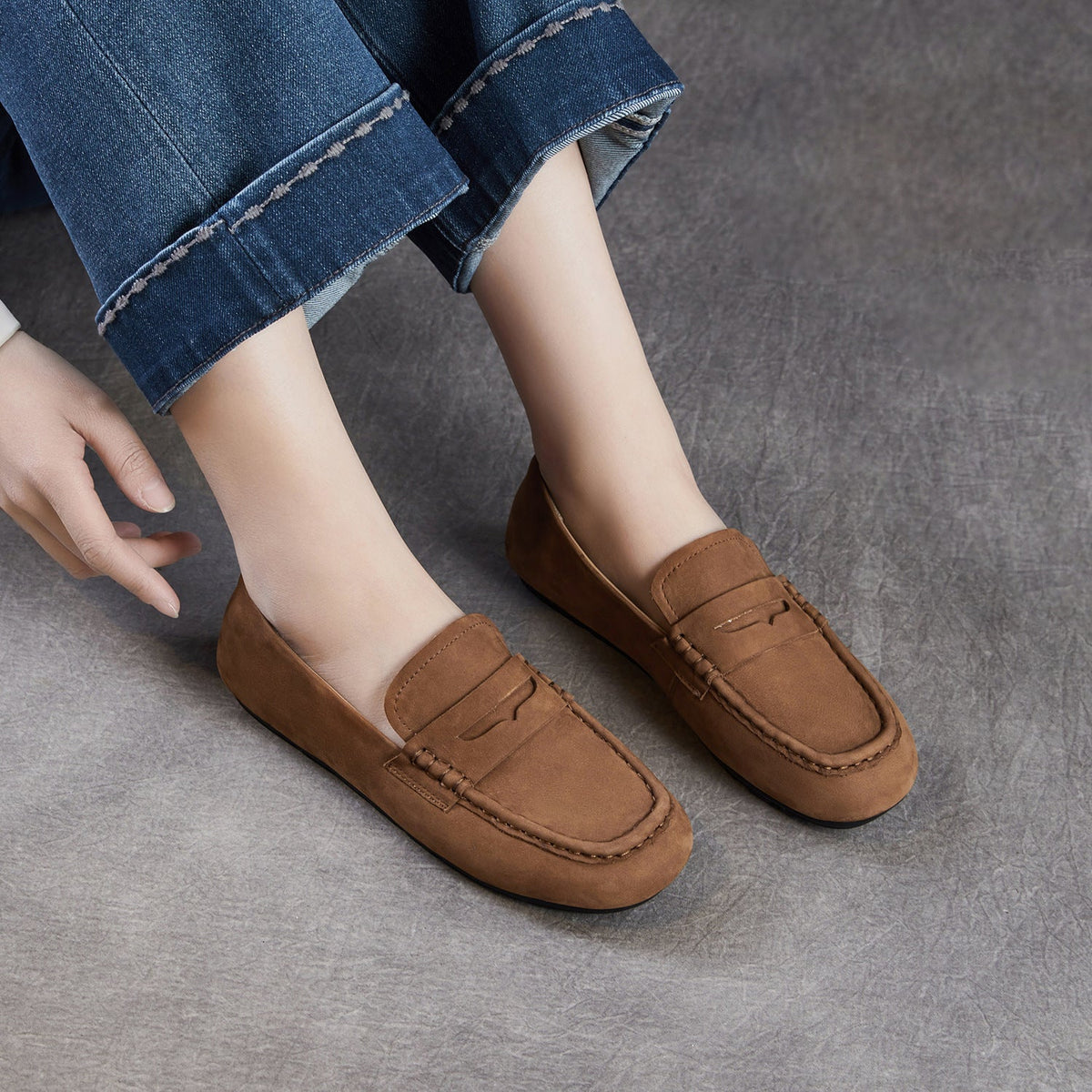 Spring Leather Sueded Solid Color Slim Casual Slip-On Loafers