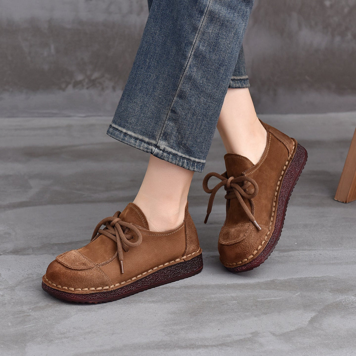Sueded Leather Retro Round Toe Lace-Up Casual Flat Shoes