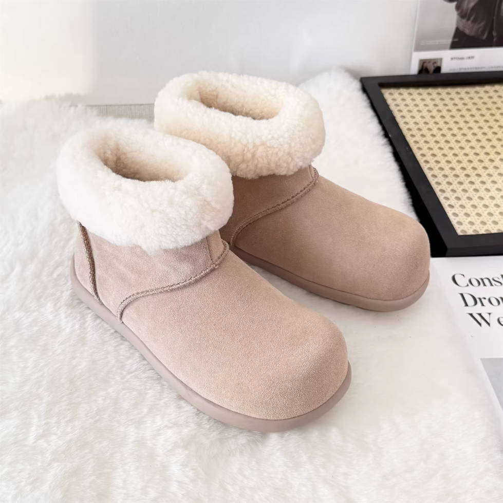 Winter Leather Sueded Round Toe Woolen Patchwork Soft Sole Boots