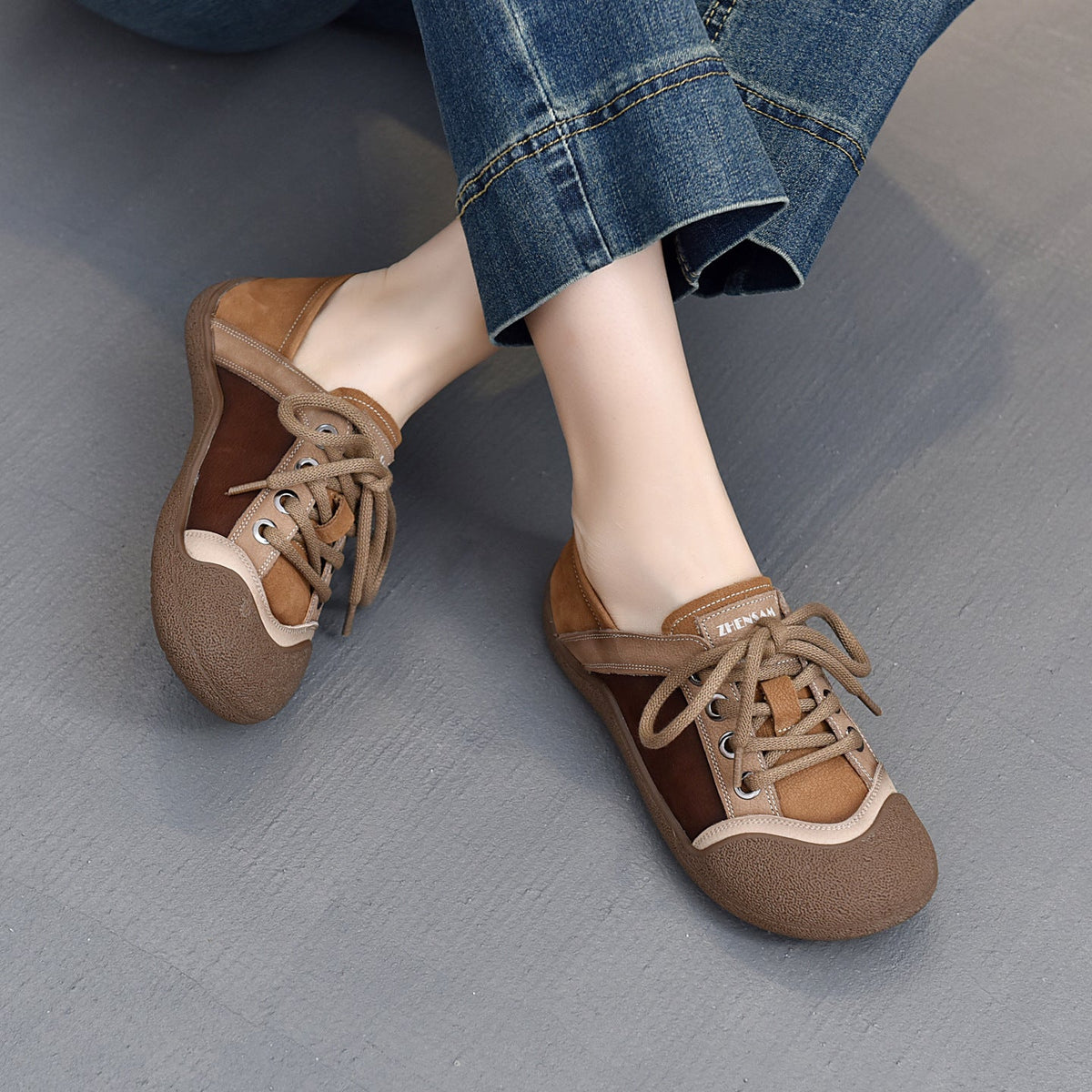 Casual Leather Round Toe Patchwork Lace-Up Soft Sole Flat Shoes