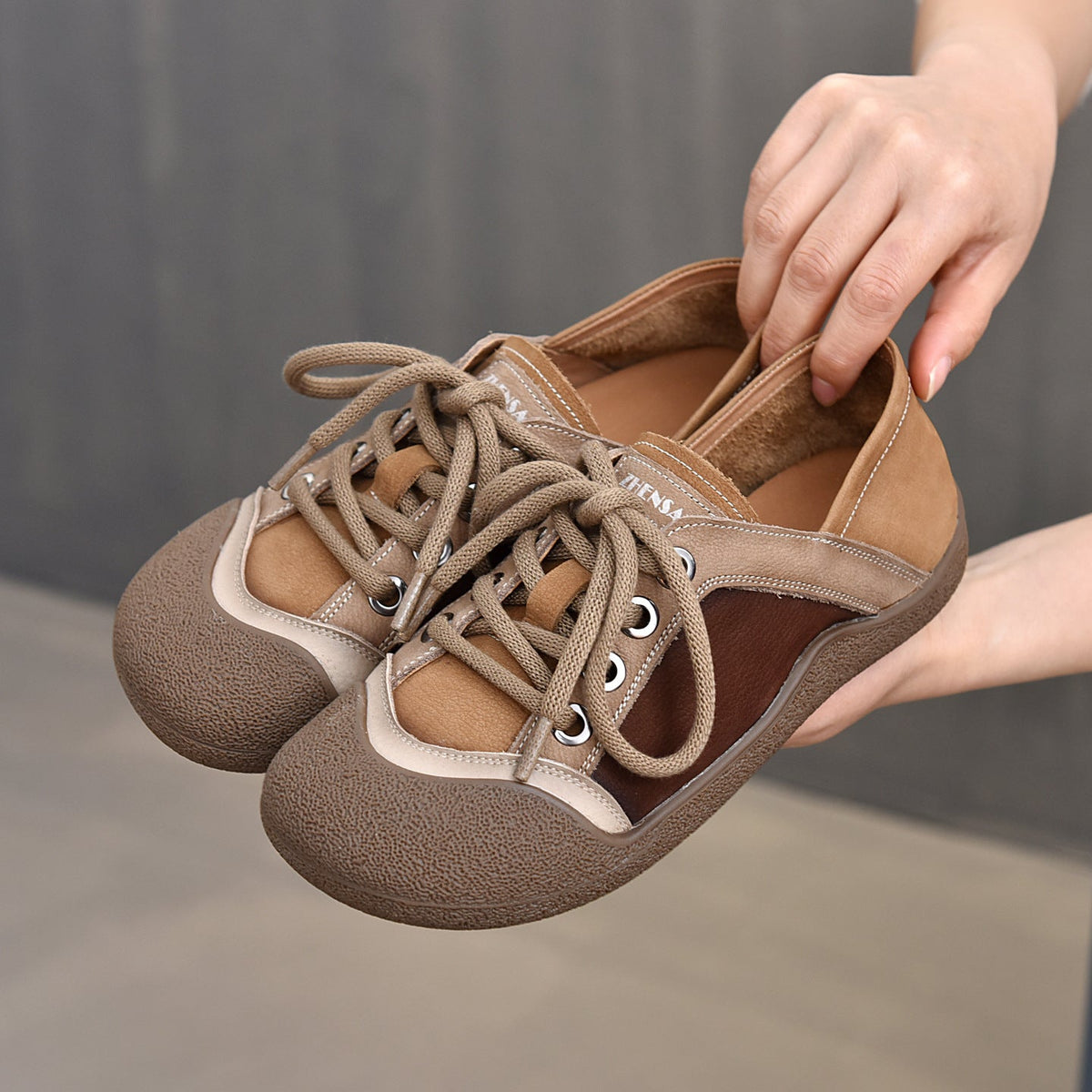 Casual Leather Round Toe Patchwork Lace-Up Soft Sole Flat Shoes