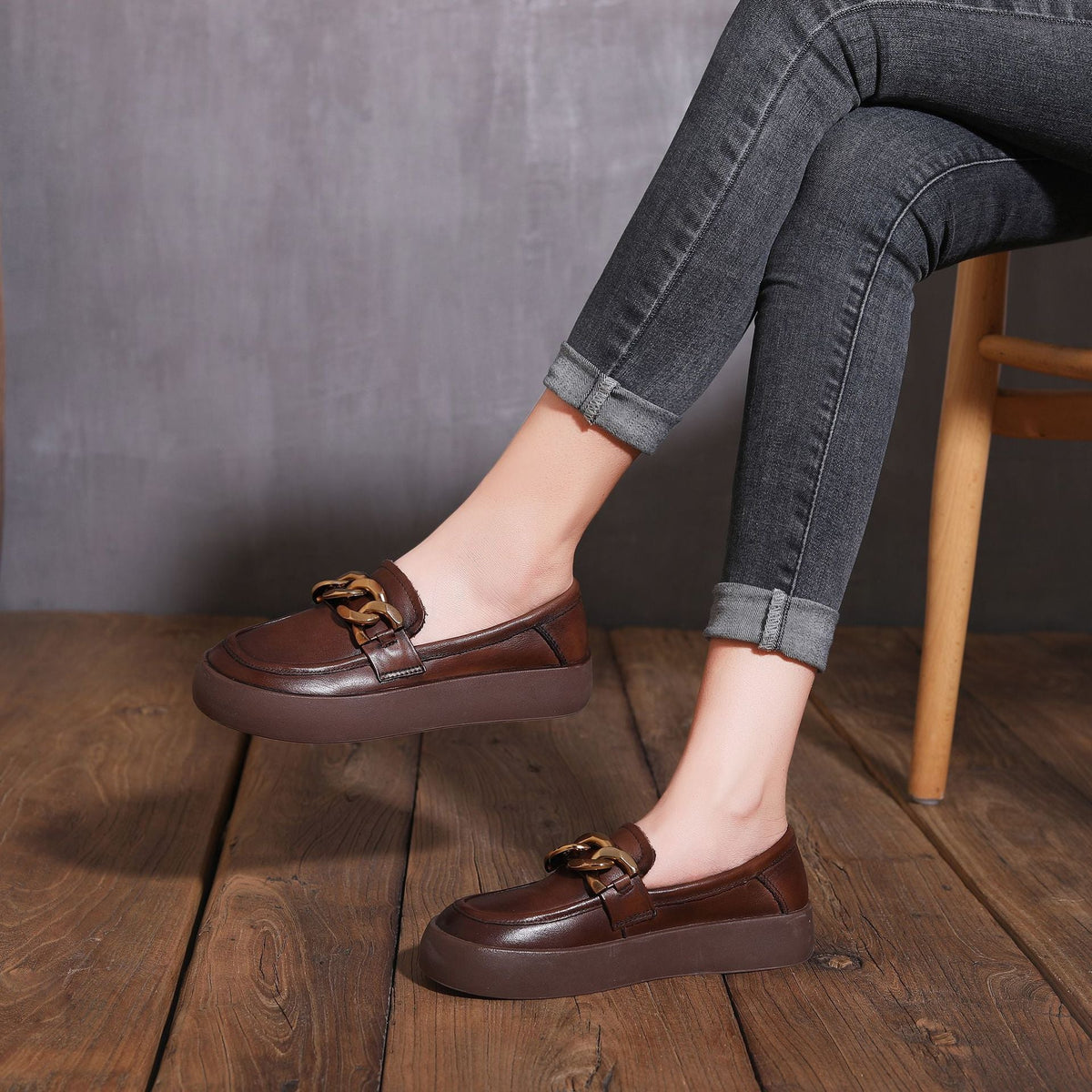 Vintage Leather Round Toe Gold Straped Soft Flat Sole Loafers