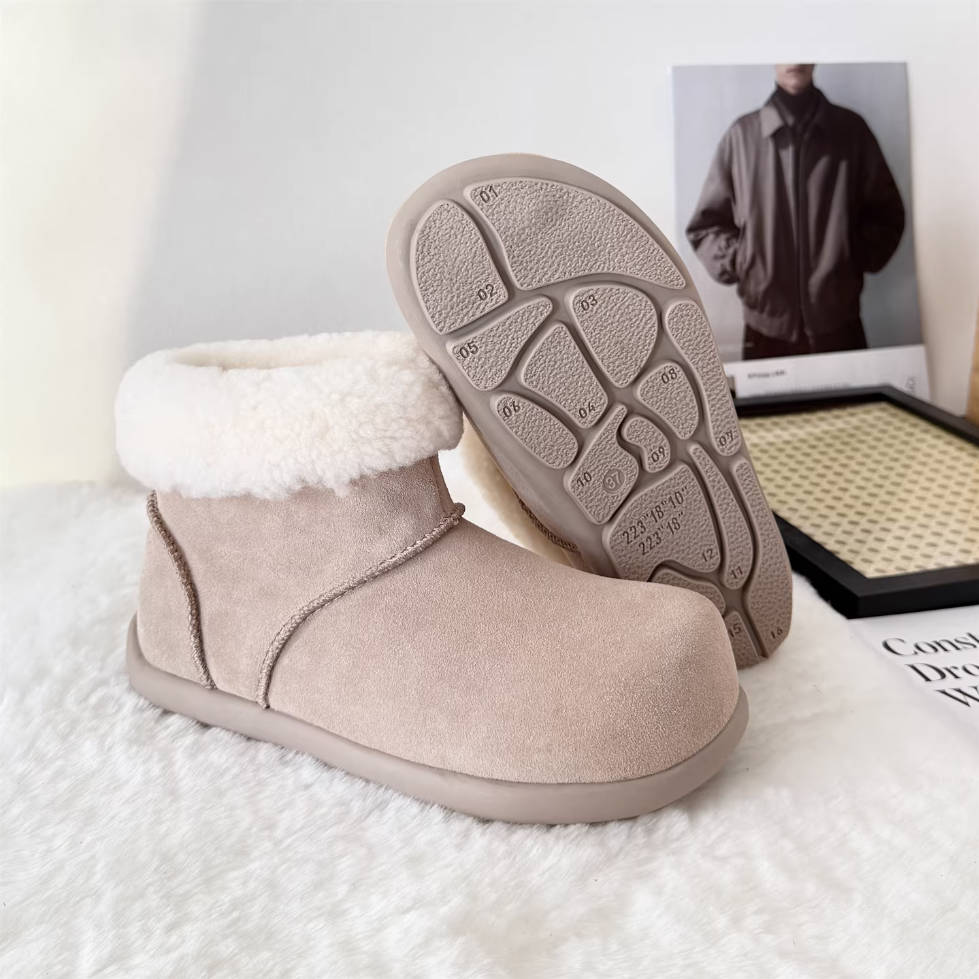 Winter Leather Sueded Round Toe Woolen Patchwork Soft Sole Boots