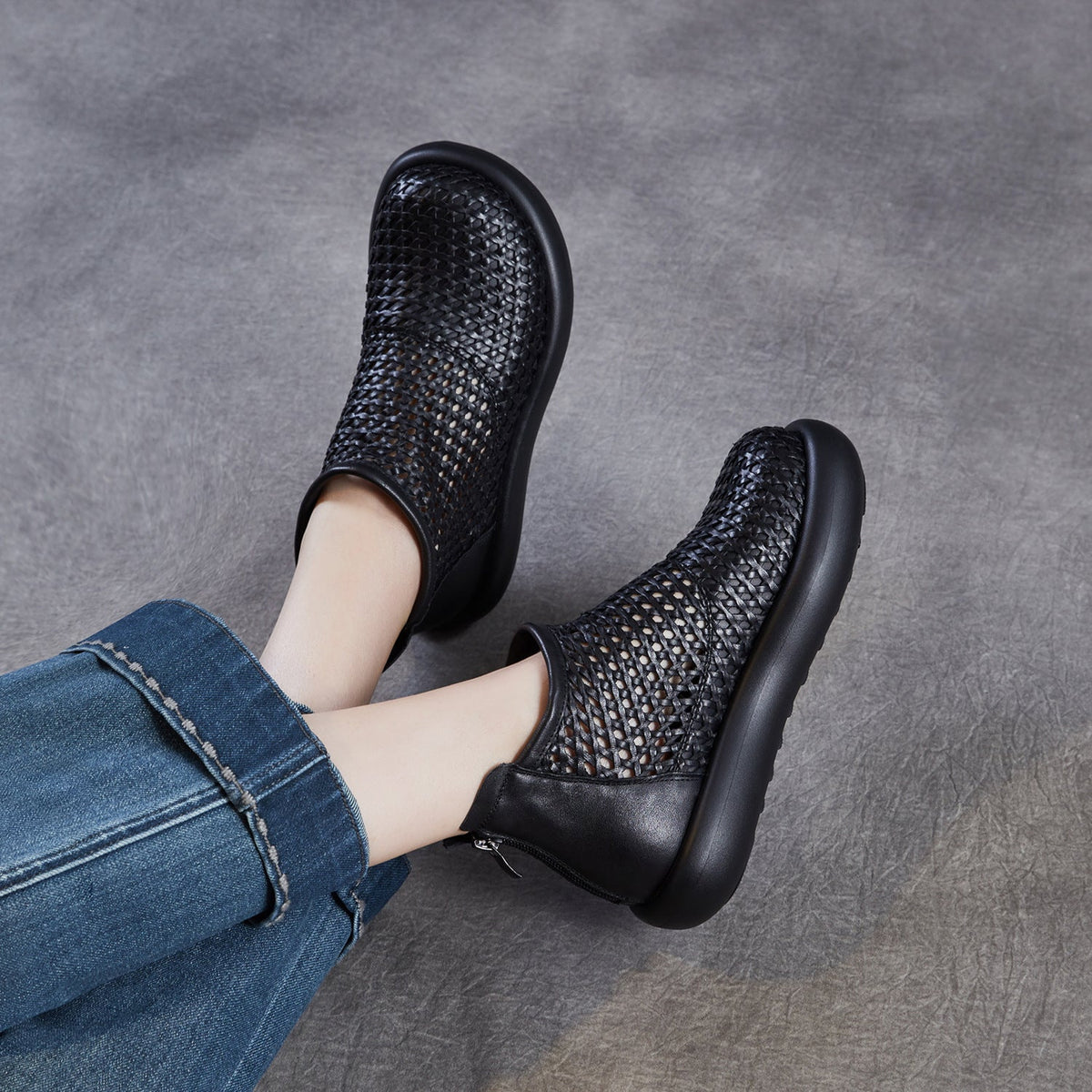 Babakud Retro Leather Woven Hallow Breathable Soft Sole Ankle Boots