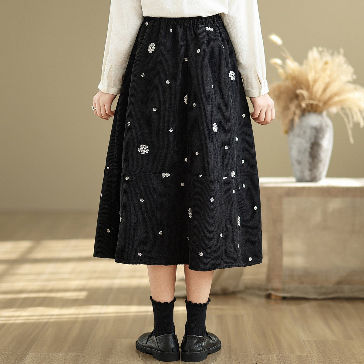 Women Autumn Retro Embroidered Corduroy Floral A-Line Skirt