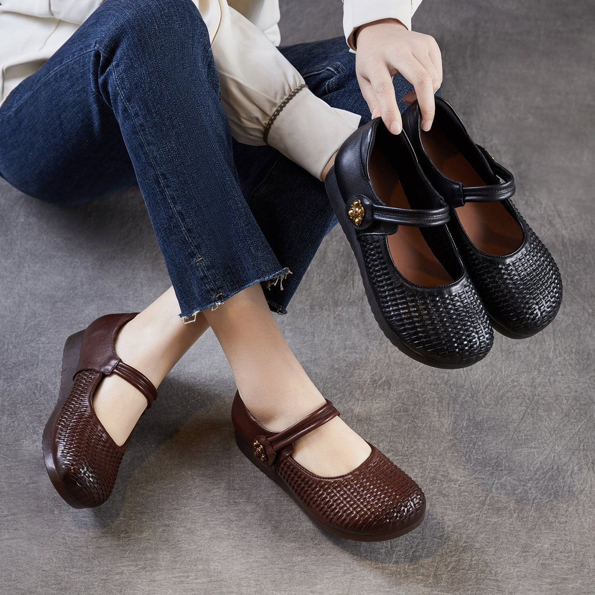Spring Leather Woven Breathable One Straped Velcro Soft Sole Flats