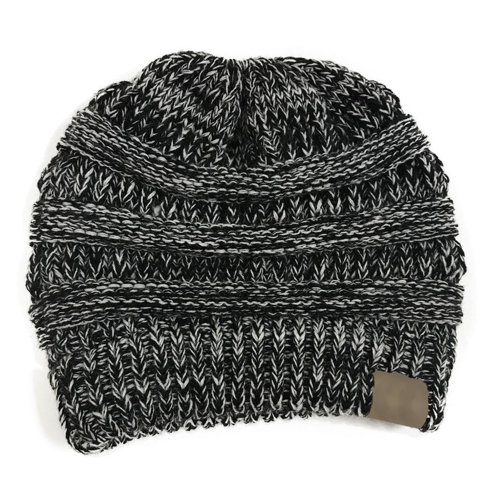 WOMEN'S WINTER OUTDOOR WARM WOOL HAT EMPTY TOP HORSETAIL KNITTED HAT