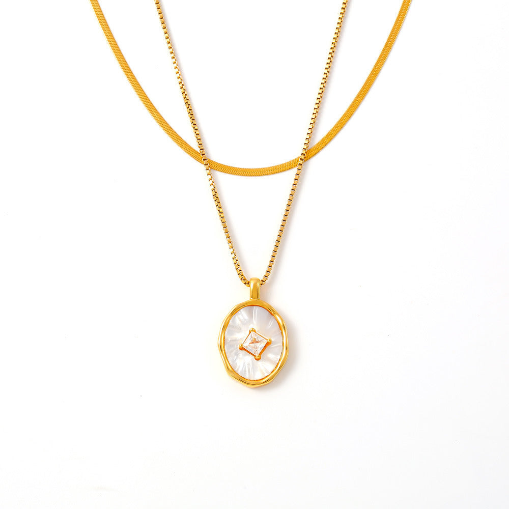 Vintage Oval Pendant Necklace Mother Of Pearl Zircon 18K Gold