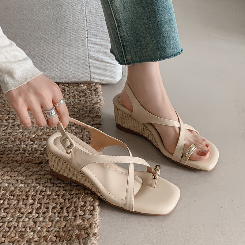 Elegant Leather Straw Platform Crossover Strap Toe-loop Sandals
