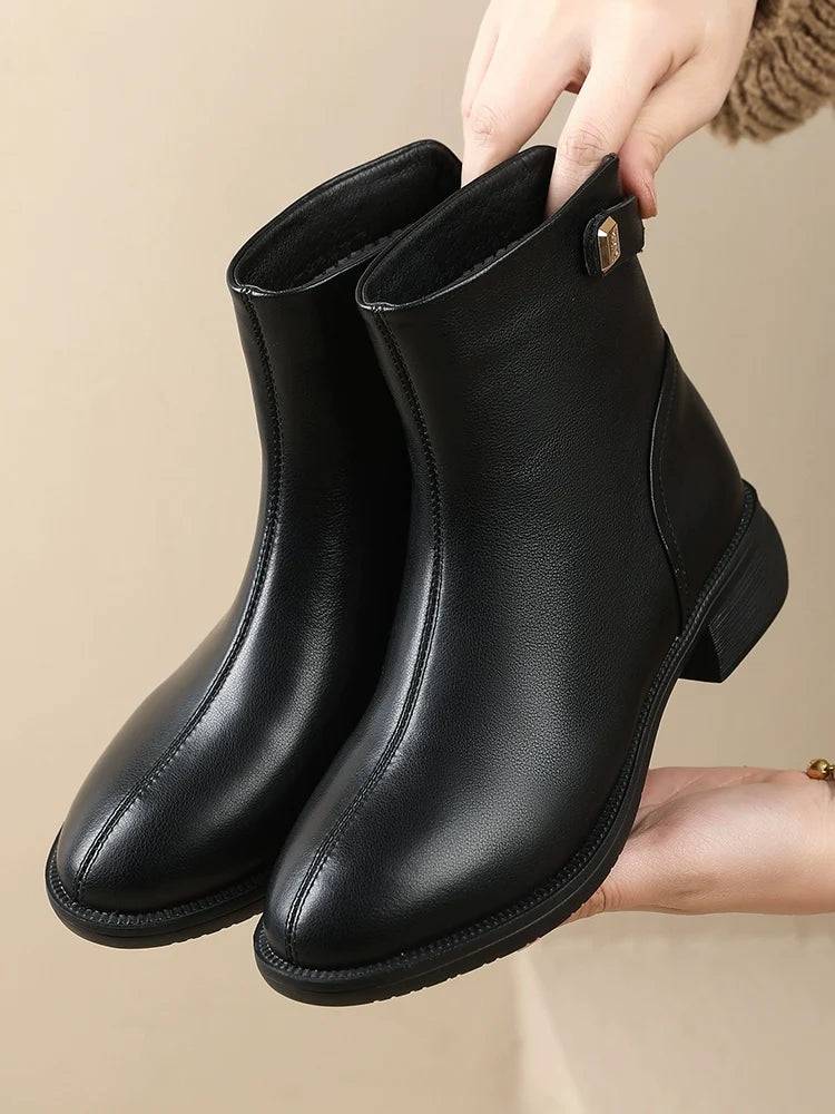 Women Autumn Retro Leather Soft Sole Chunky Boots