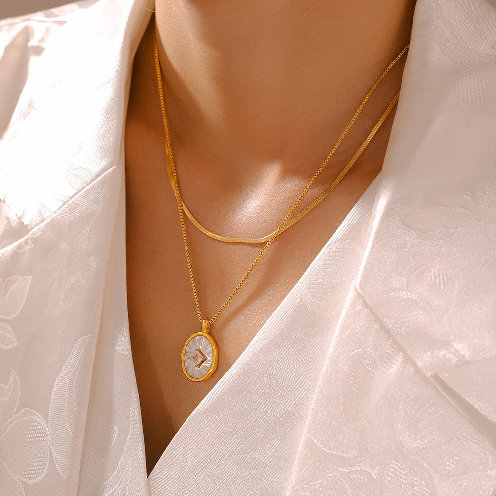 Vintage Oval Pendant Necklace Mother Of Pearl Zircon 18K Gold