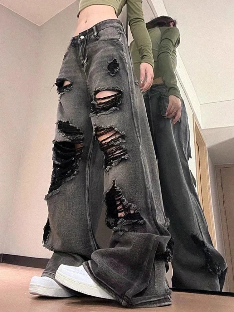 Ripped Baggy Jeans