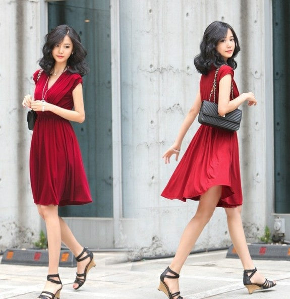 V-NECK CAP SLEEVE PLEATED SHORT DRESS
