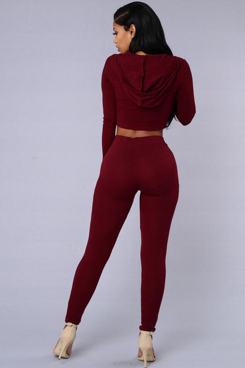 PURE COLOR HOLE HAT CROP TOP WITH SKINNY PANTS TWO PIECES SET