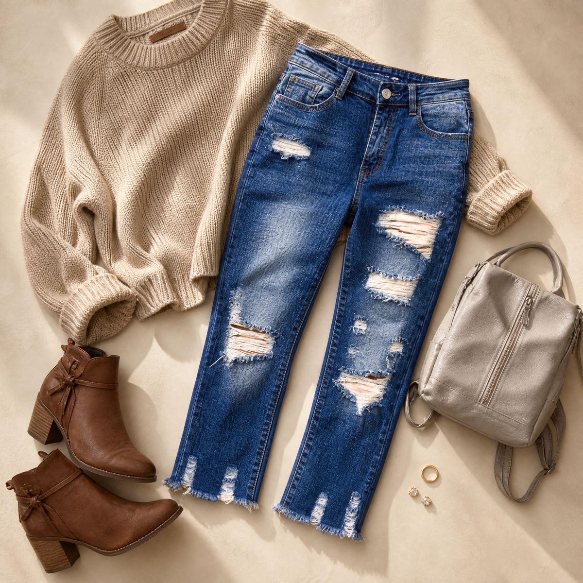Women's Soft Cotton Frayed-Hem Capri Jeans